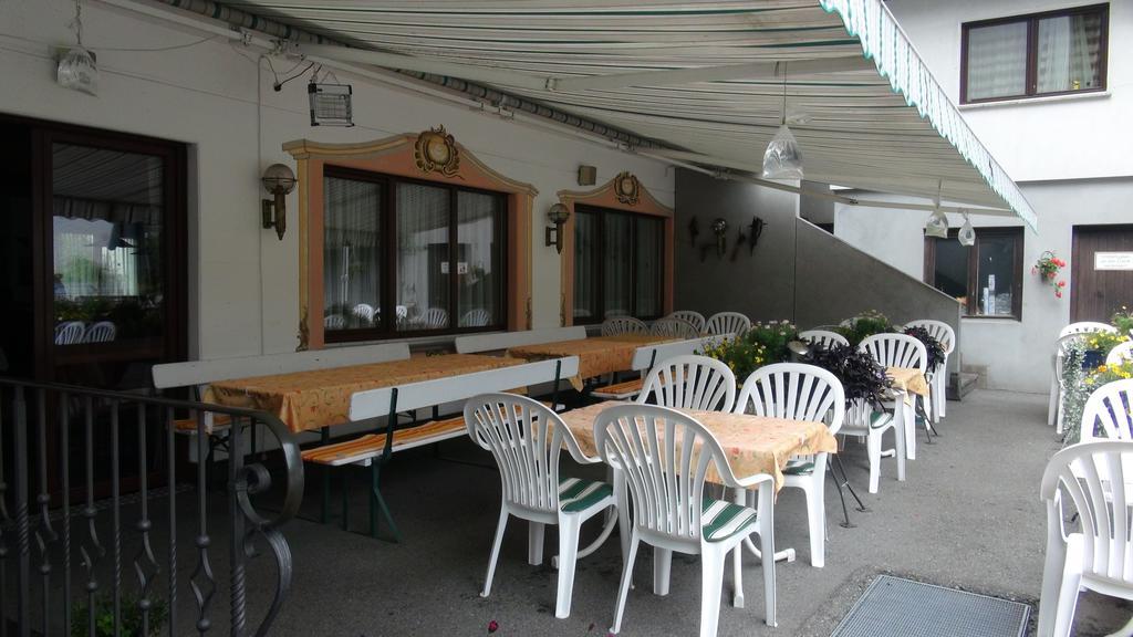 Hotel Traube Sankt Gallenkirch Luaran gambar