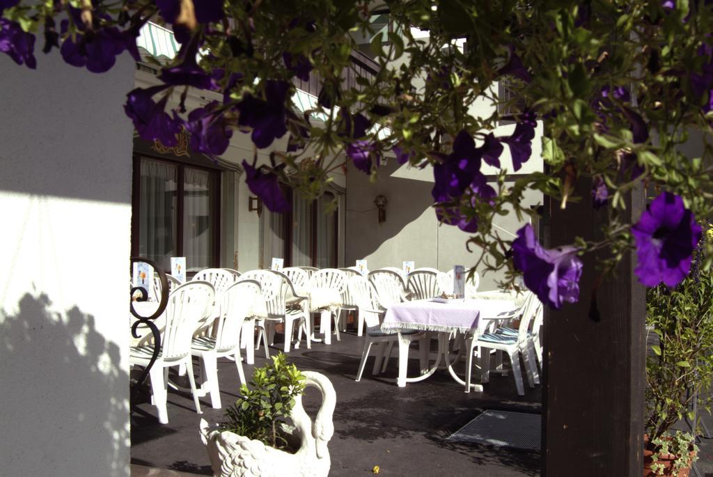 Hotel Traube Sankt Gallenkirch Luaran gambar