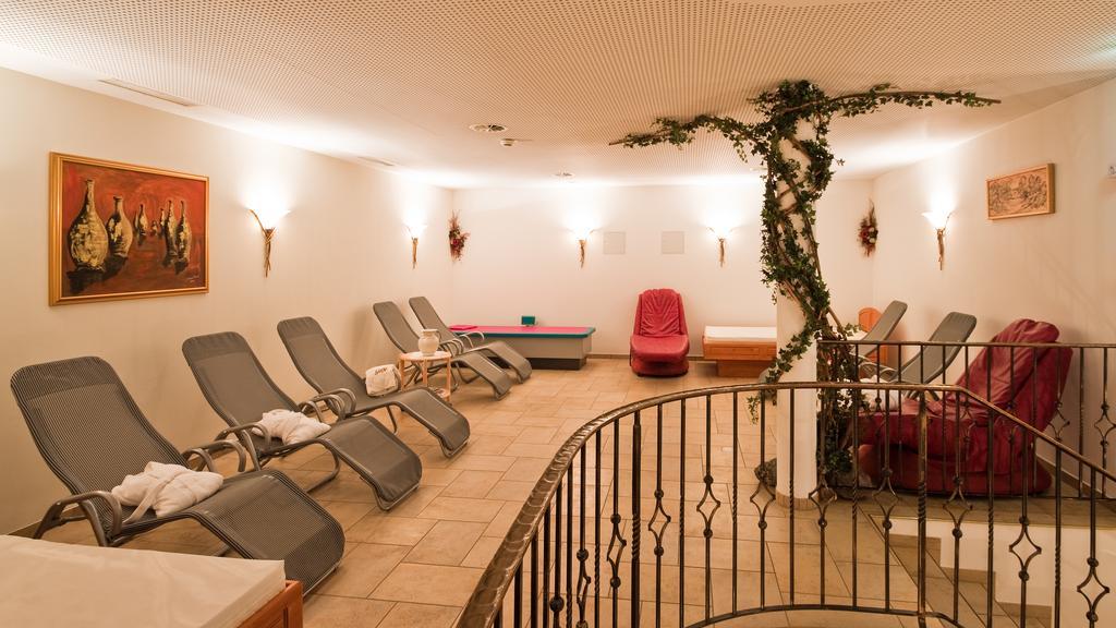 Hotel Traube Sankt Gallenkirch Luaran gambar
