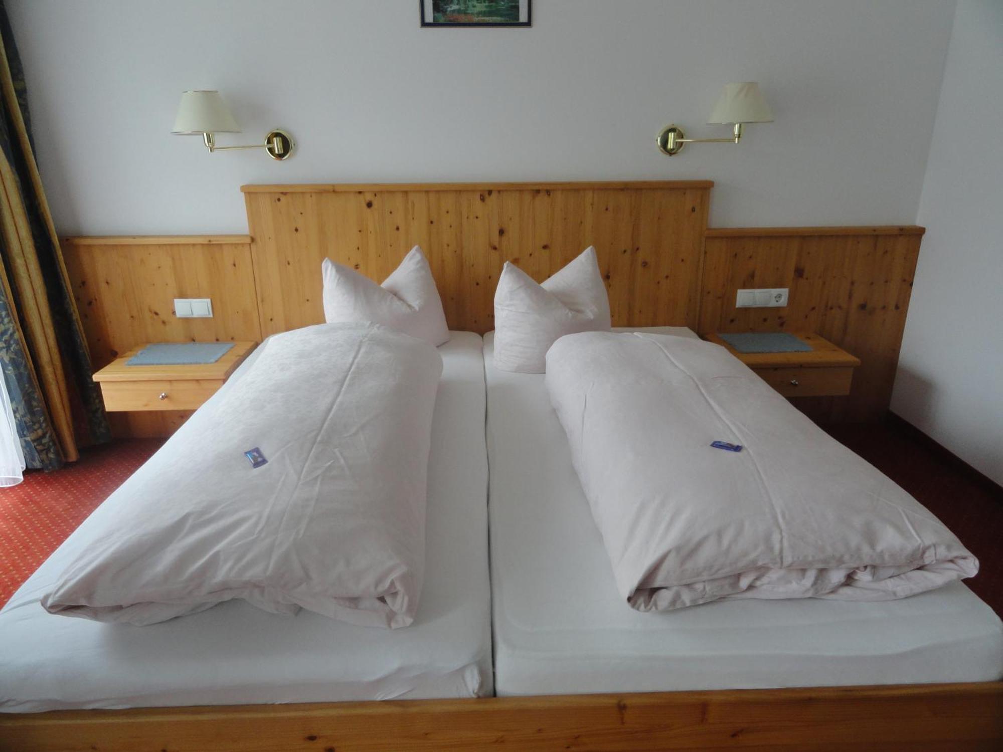 Hotel Traube Sankt Gallenkirch Luaran gambar