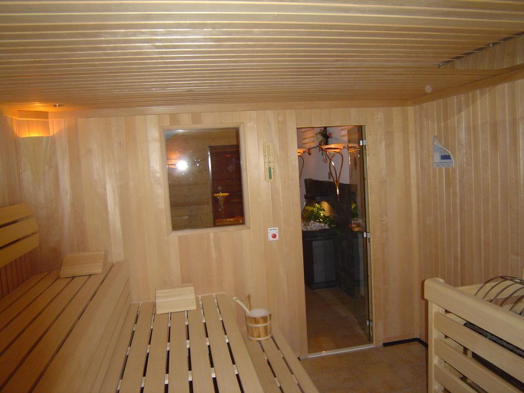 Hotel Traube Sankt Gallenkirch Luaran gambar