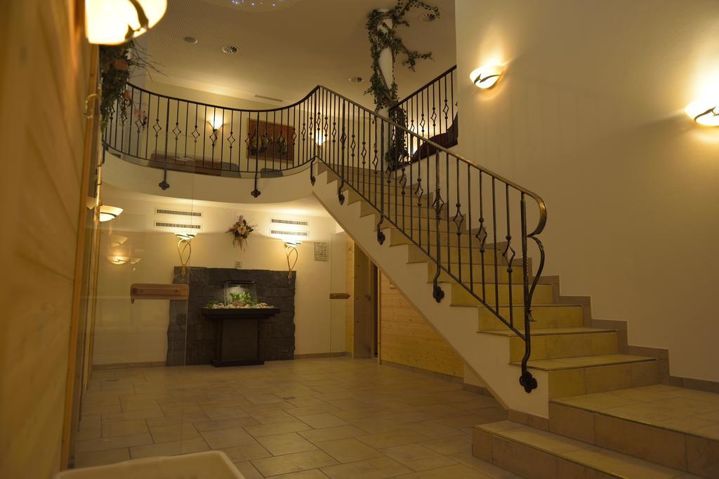 Hotel Traube Sankt Gallenkirch Luaran gambar